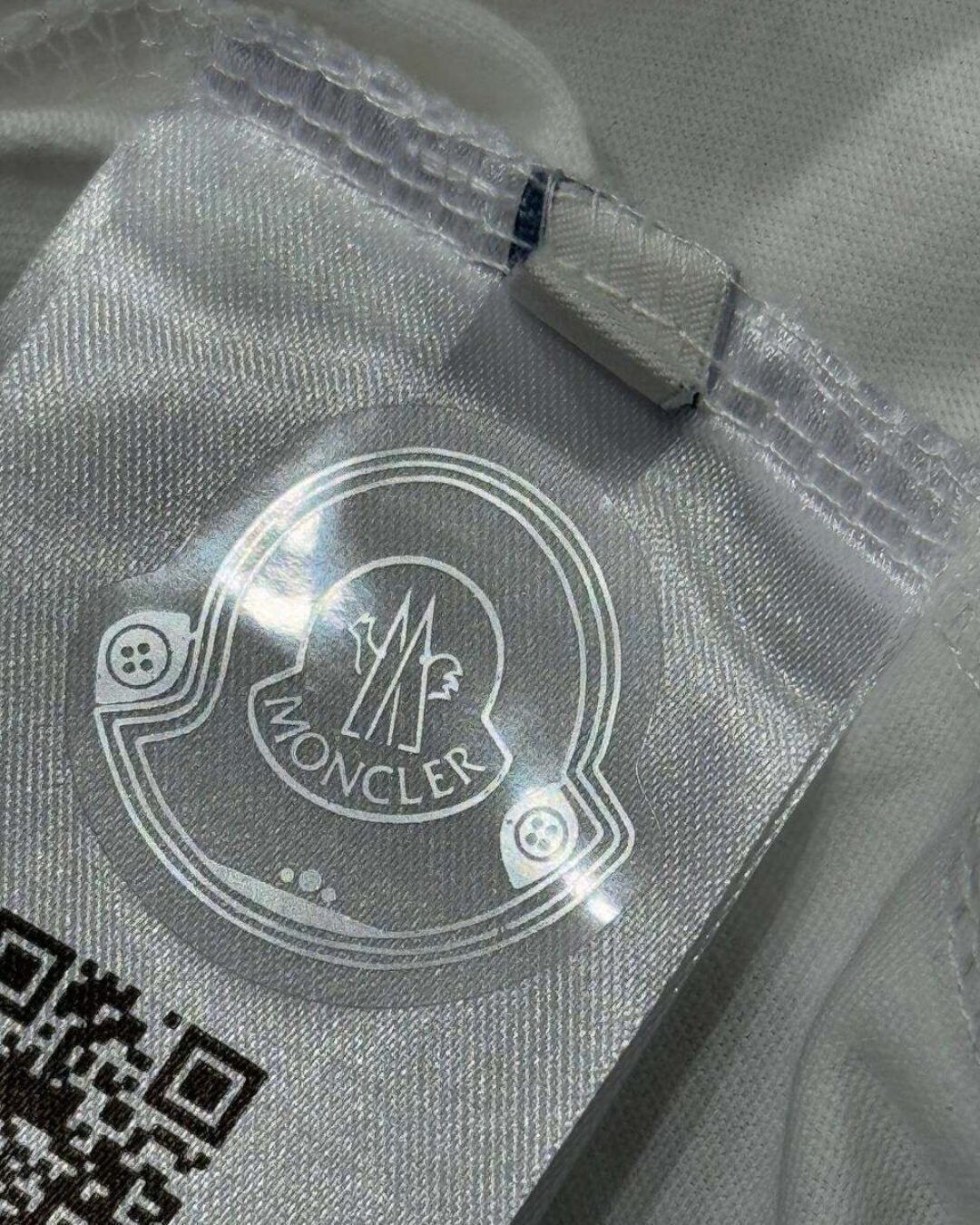 Футболка Moncler — изображение 8