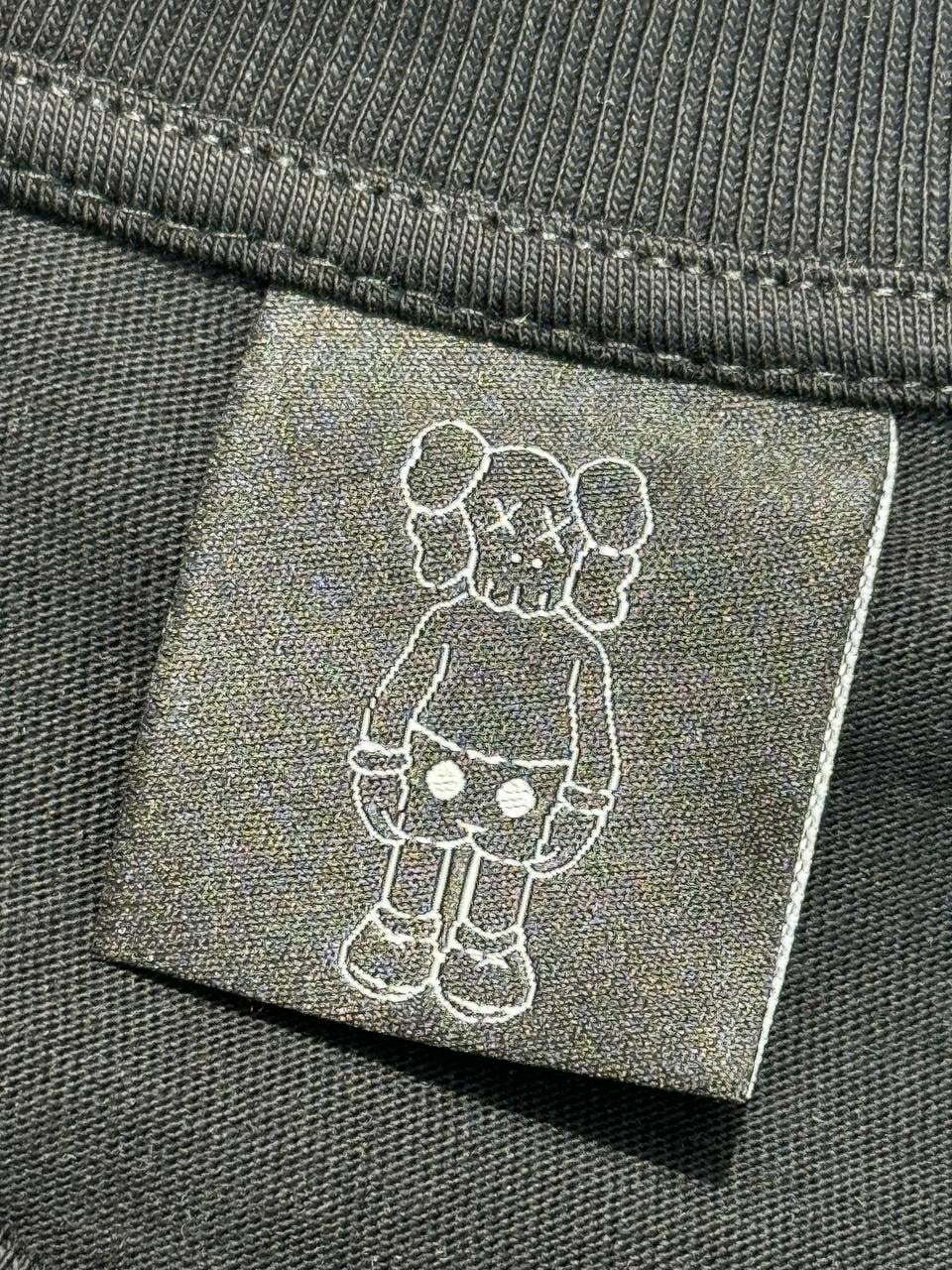Футболка Off White x Kaws — фото 6