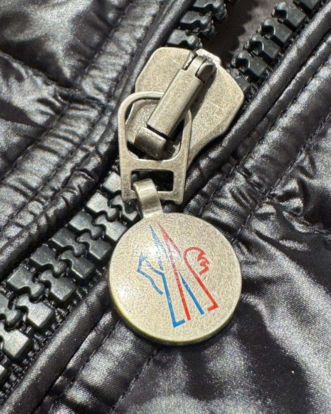 Жилет Moncler — изображение 9