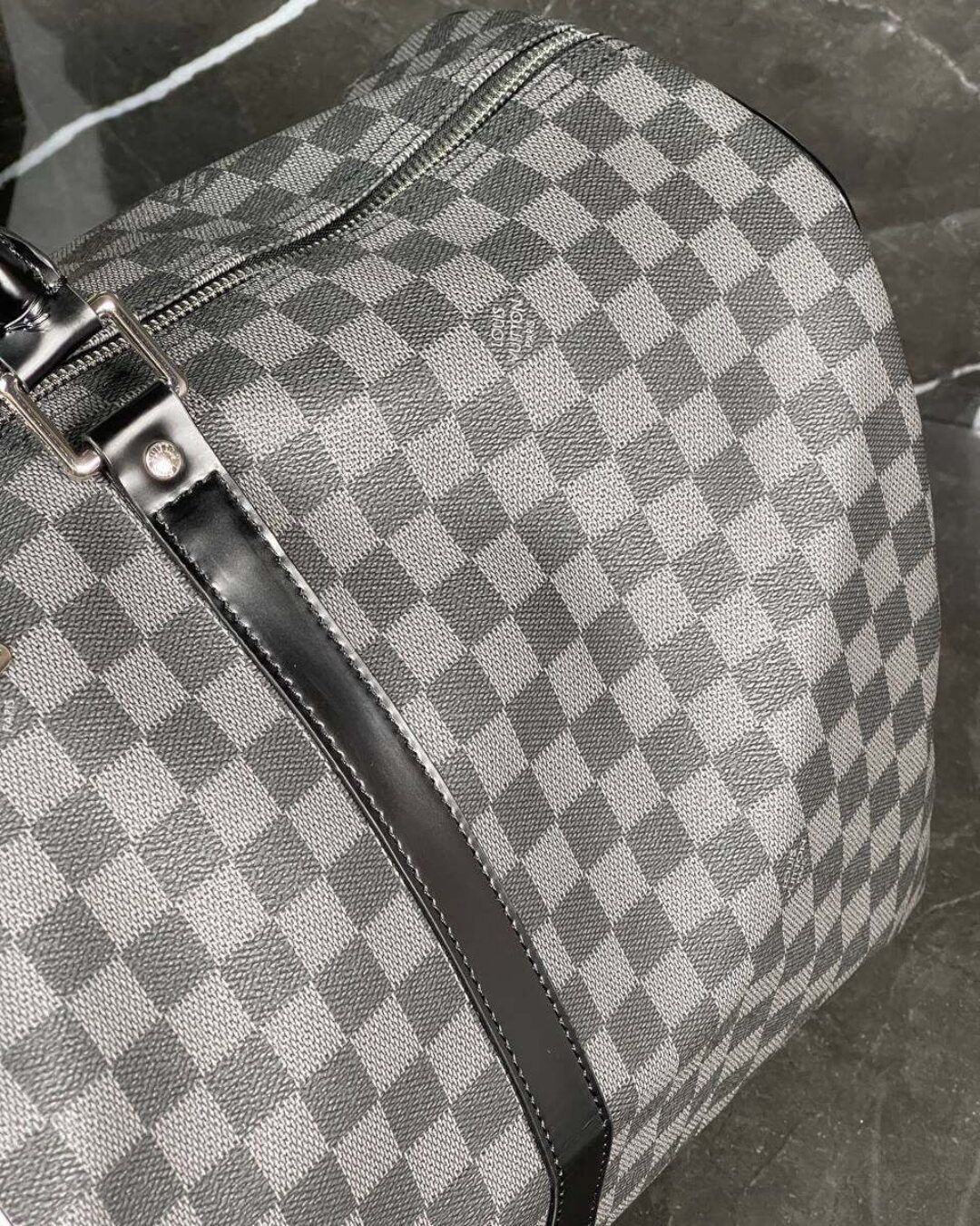 Дорожная сумка Louis Vuitton Keepall — изображение 8