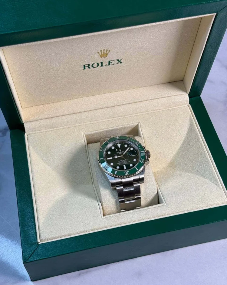 Часы Rolex Submariner Date Hulk — фото 1