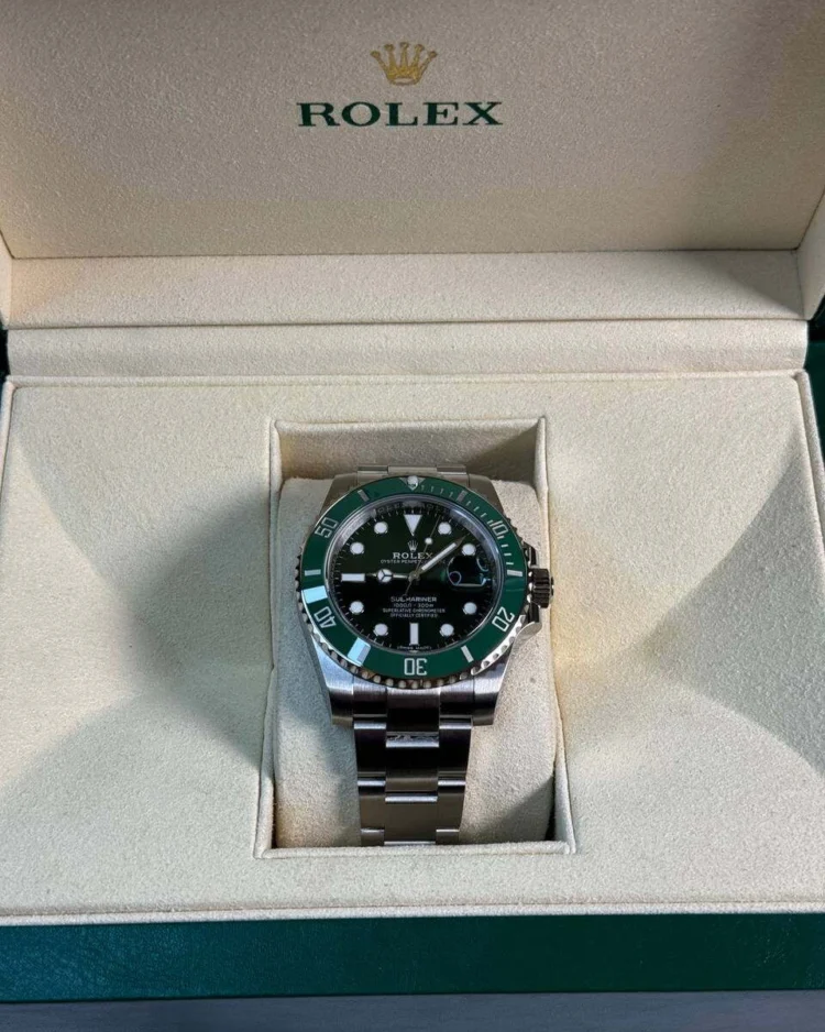 Часы Rolex Submariner Date Hulk — фото 4
