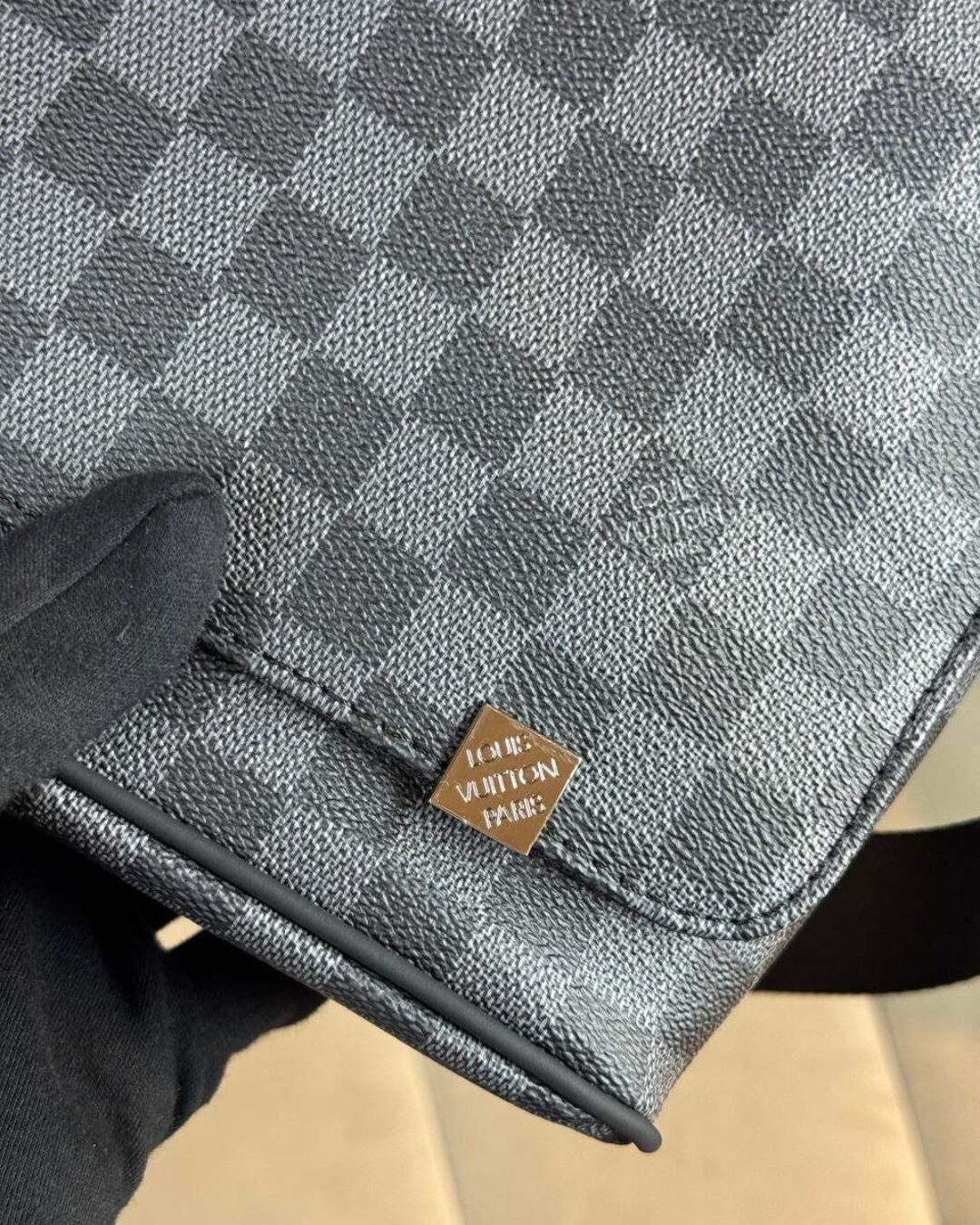 Сумка Louis Vuitton District PM (Premium) — изображение 2