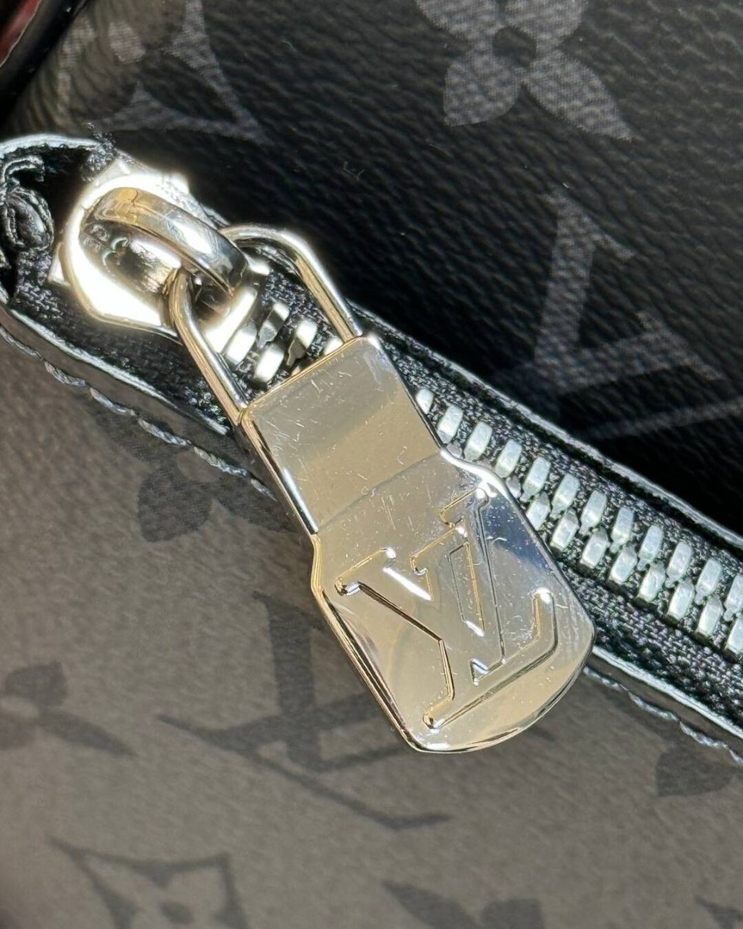 Сумка Louis Vuitton Trio Messenger Monogram Eclipse — изображение 6