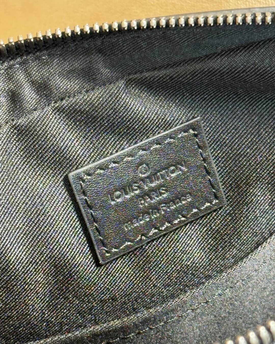 Сумка Louis Vuitton Trio Messenger Monogram Eclipse — изображение 10