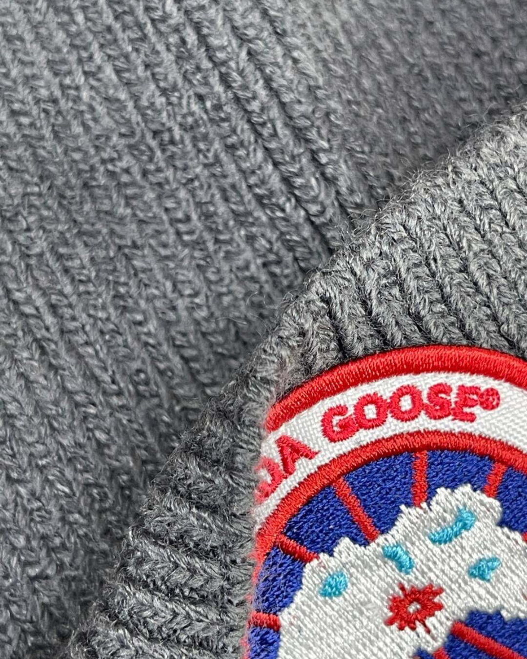 Шапка Canada Goose — изображение 3