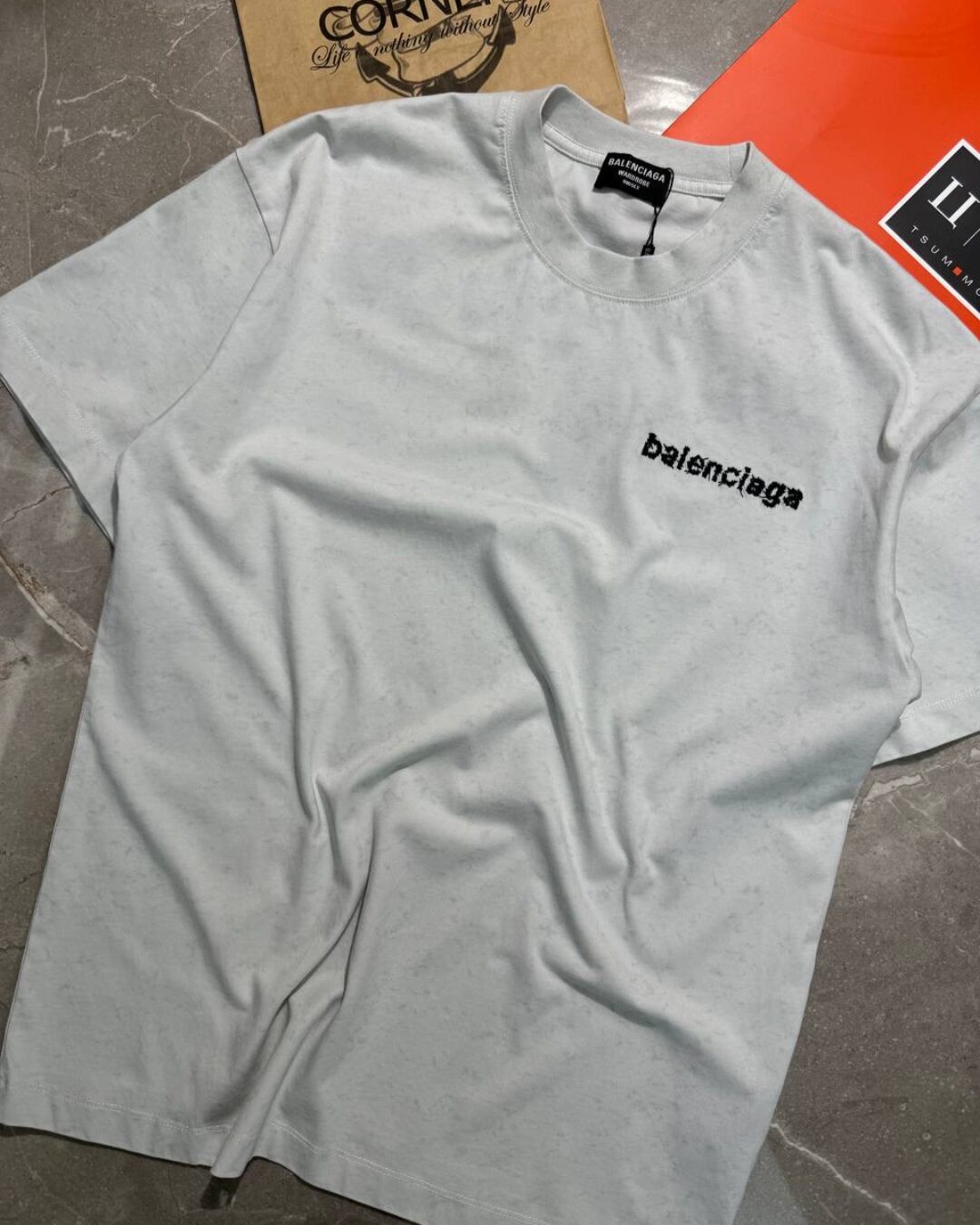 Футболка Balenciaga — изображение 5