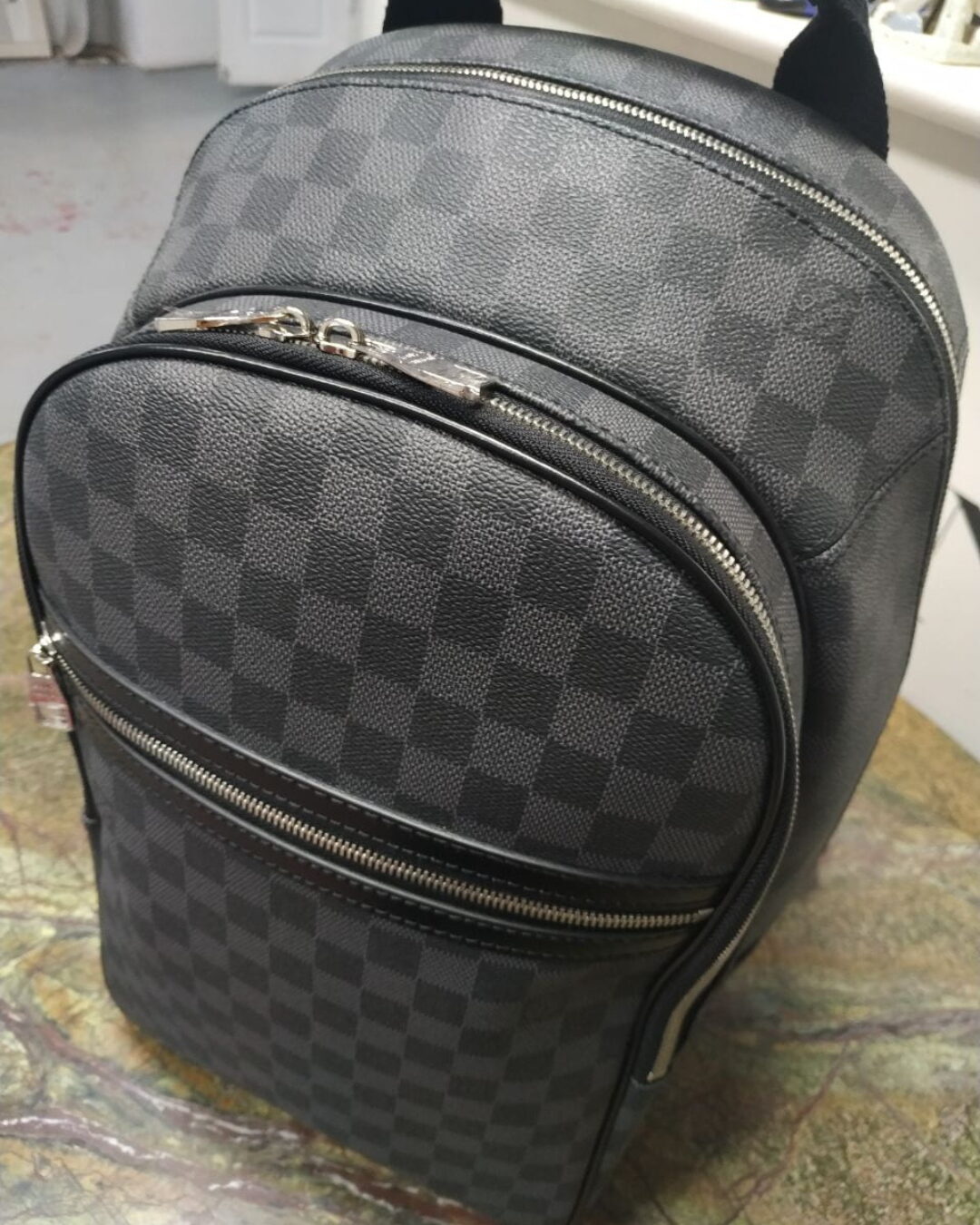 Рюкзак Louis Vuitton — изображение 3