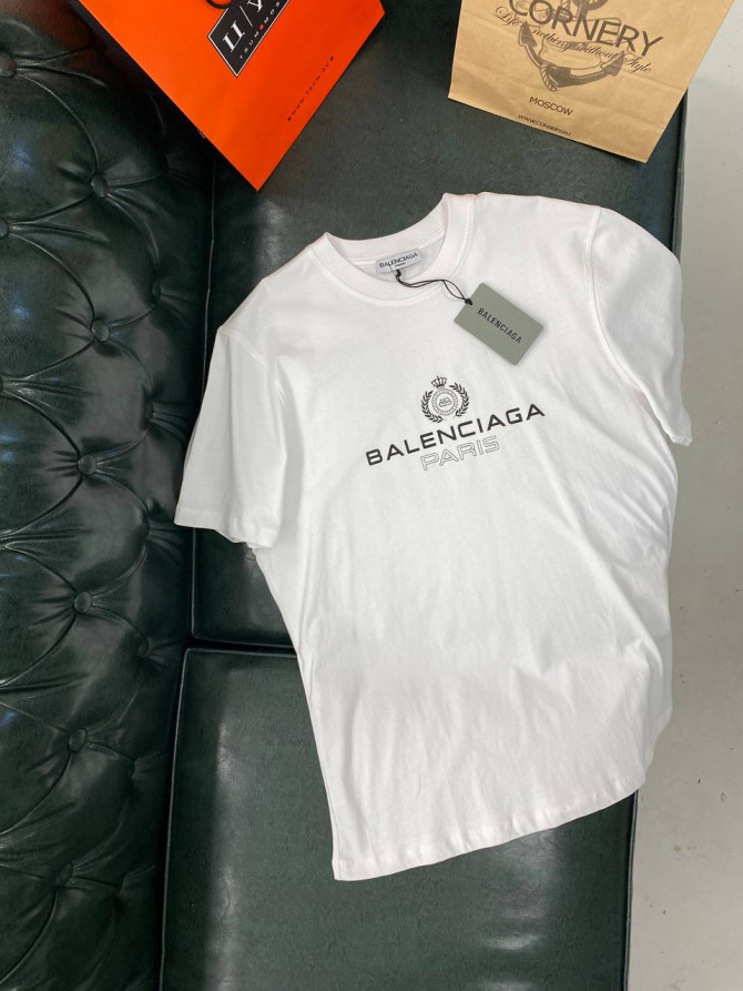 Футболка Balenciaga