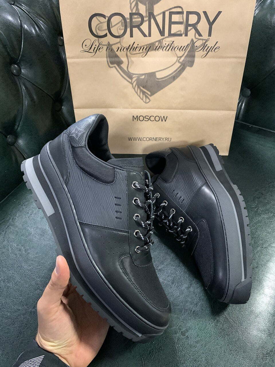 Кроссовки Louis vuitton