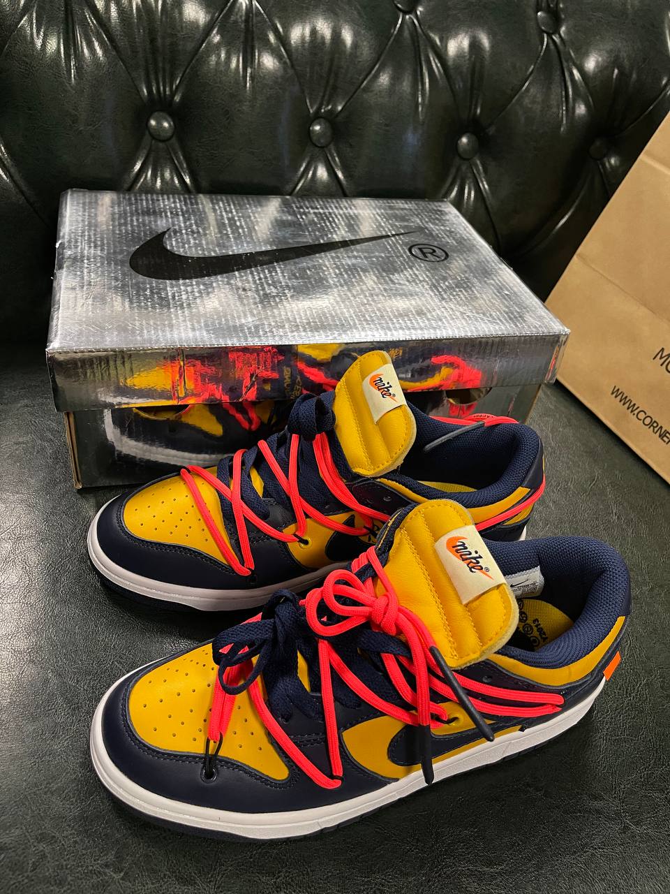 Кеды Nike Dunk Low Off-White – University Gold — фото 1