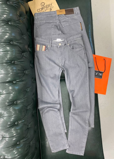 Джинсы Burberry