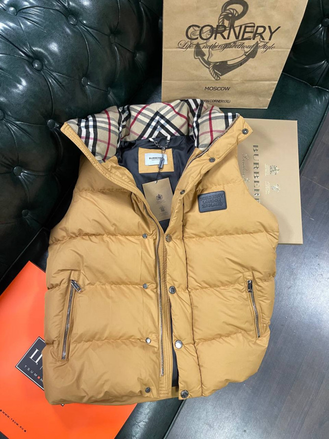 Жилет Burberry