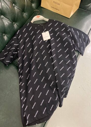 Футболка Balenciaga