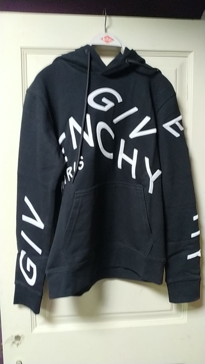 Спортивный костюм Givenchy