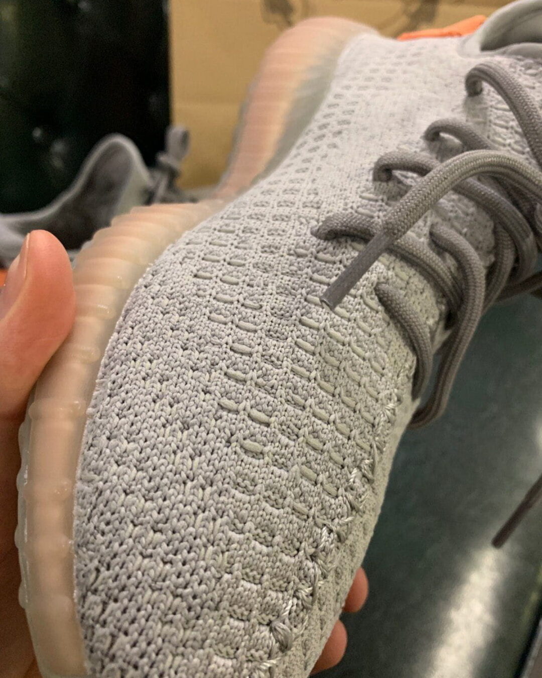 Yeezy 350 V2 True Form — изображение 7