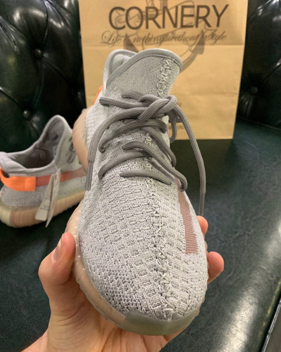 Yeezy 350 V2 True Form — изображение 5