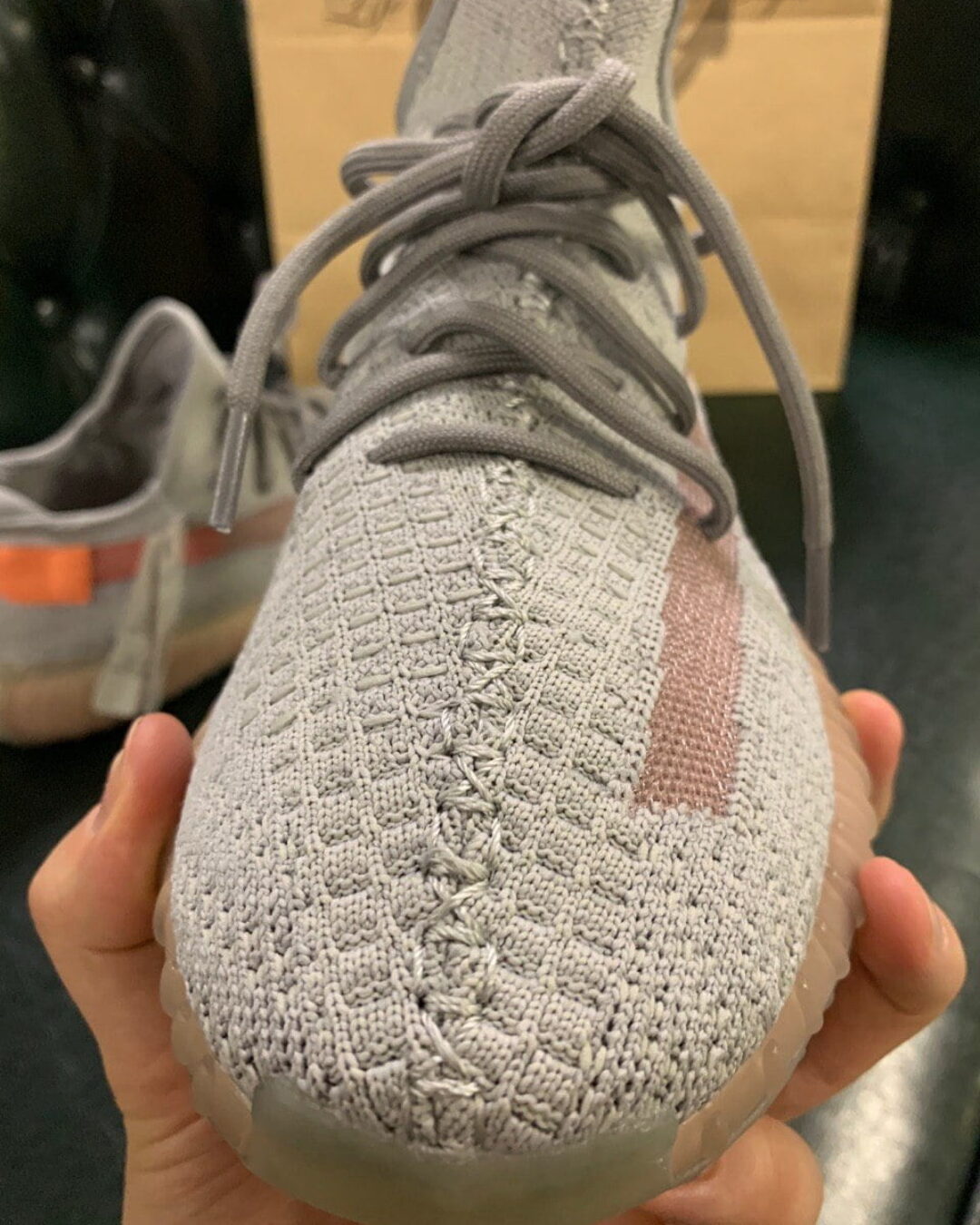 Yeezy 350 V2 True Form — изображение 4