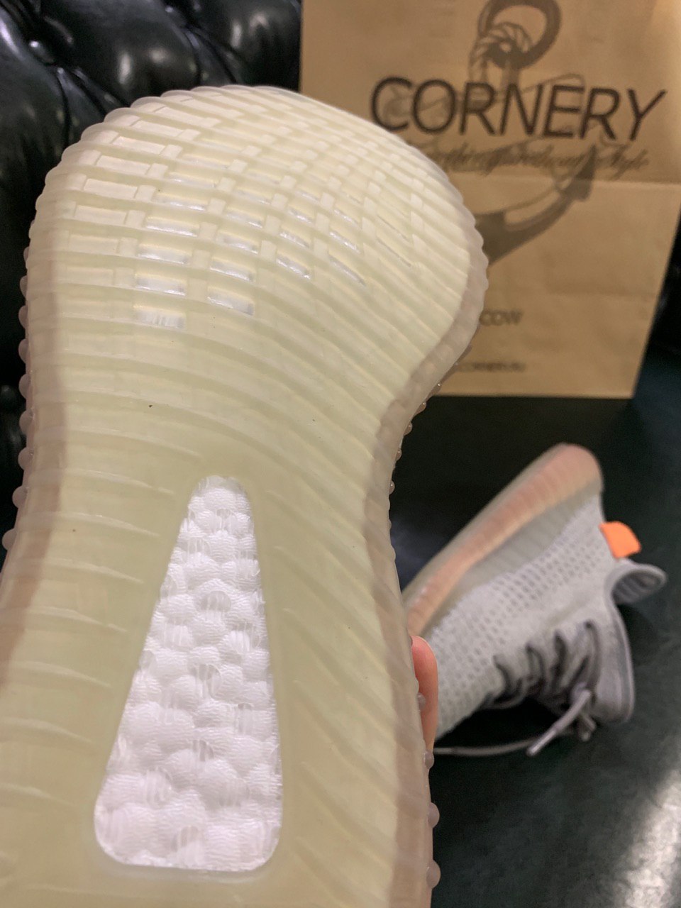 Yeezy 350 V2 True Form — фото 3