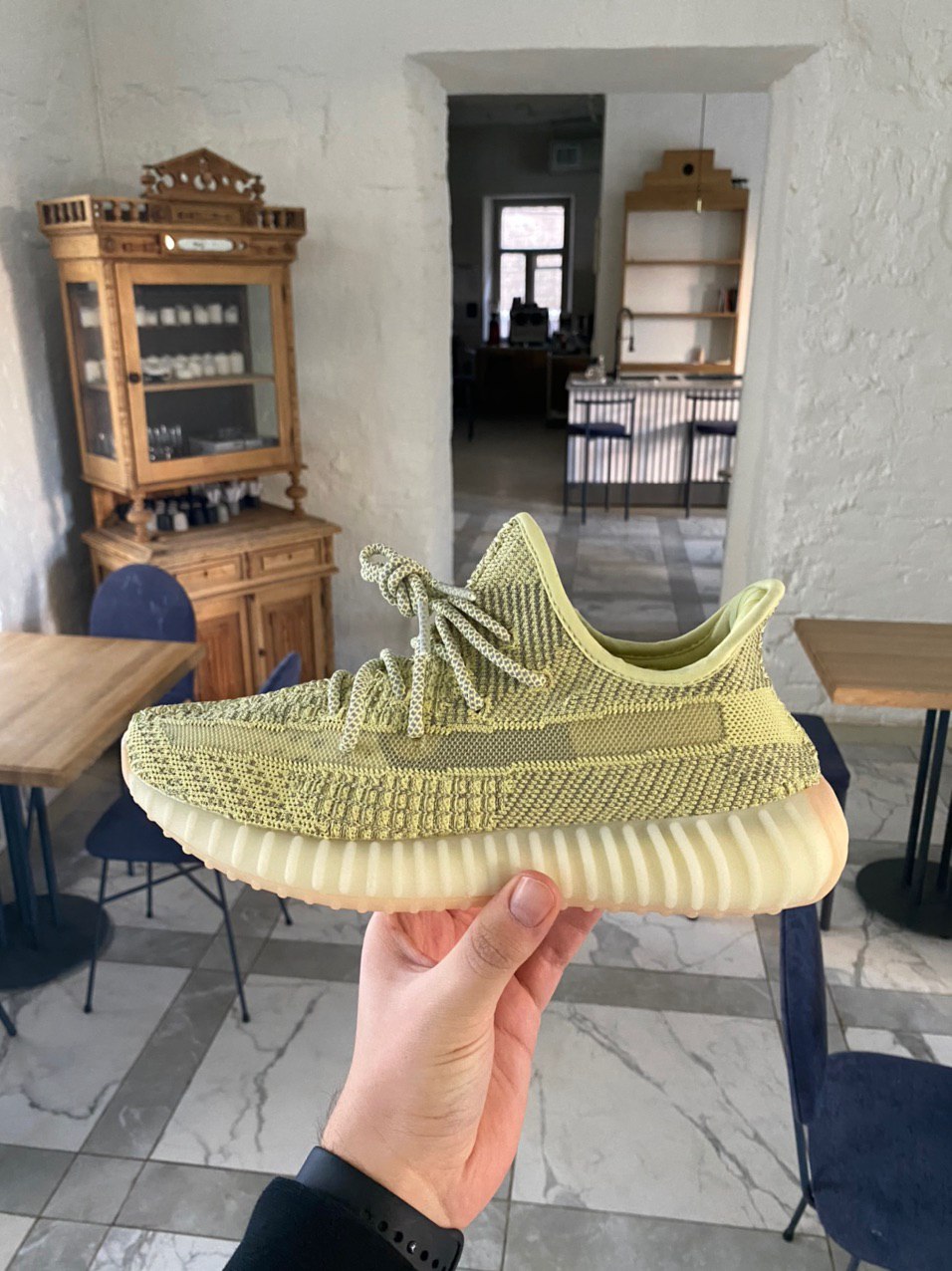 Yeezy 350 V2 Antlia — фото 1