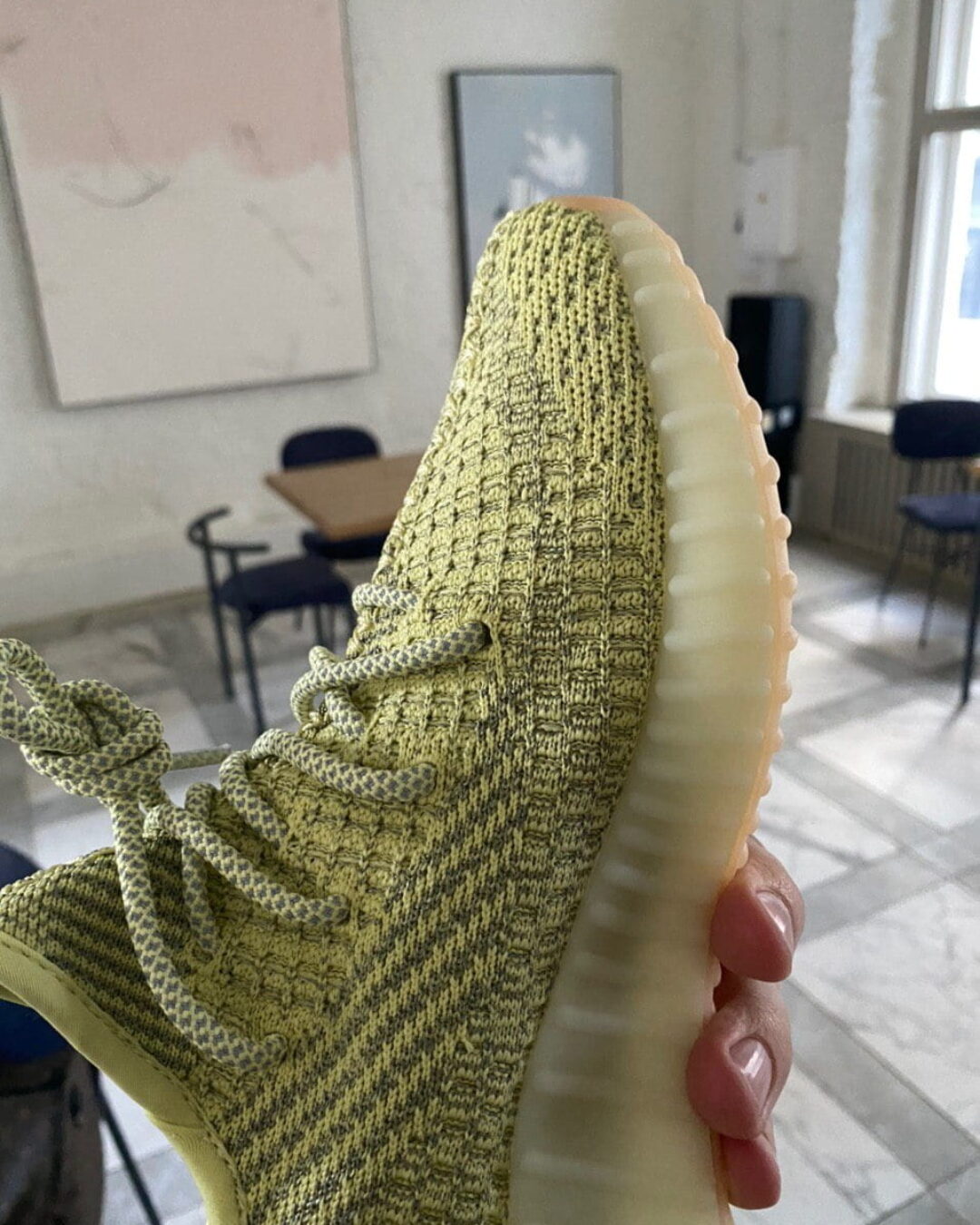 Yeezy 350 V2 Antlia — изображение 5