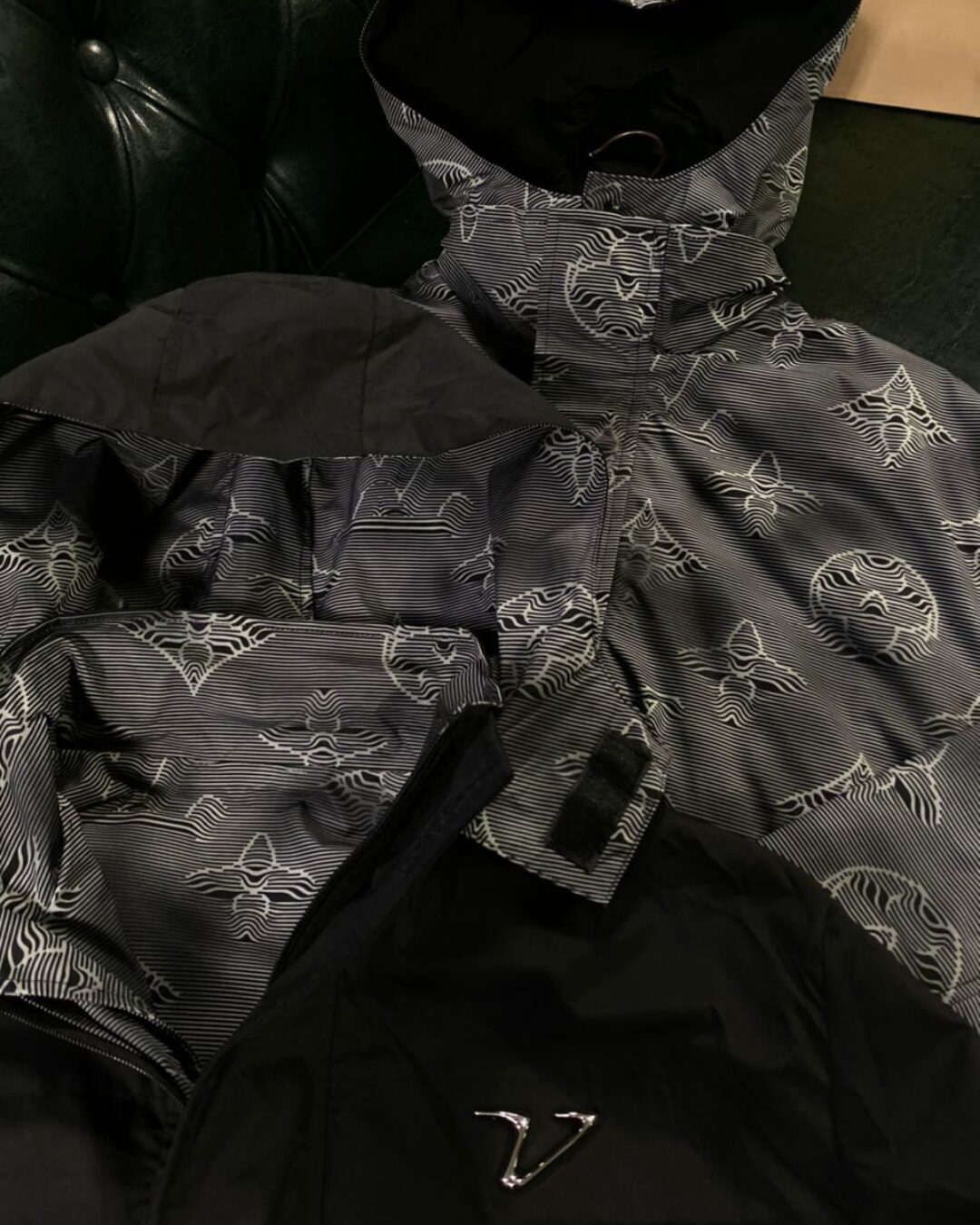 Ветровка двусторонняя Louis Vuitton — изображение 5