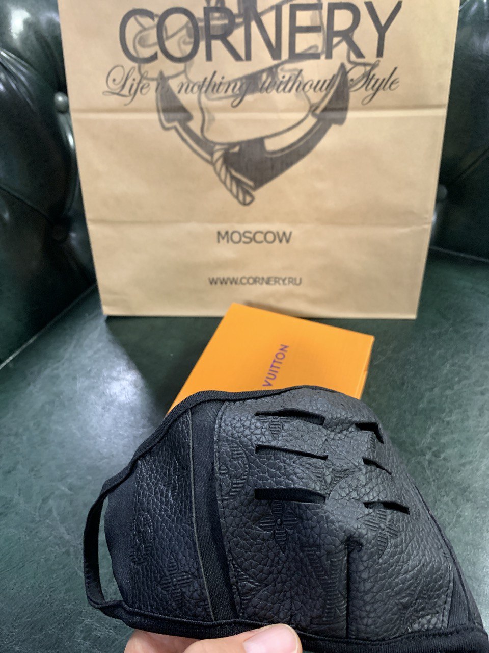 Маска Louis Vuitton — фото 4