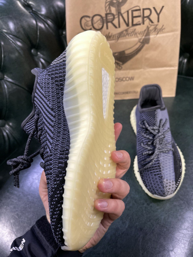 Yeezy 350 V2 Asriel — изображение 2