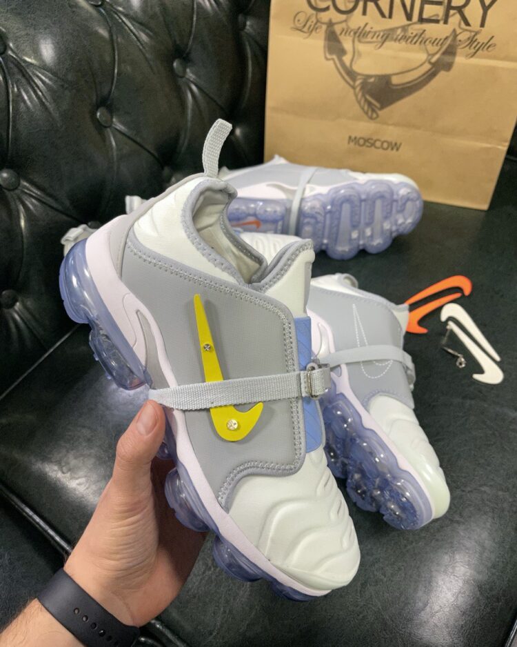 Кроссовки Nike Air VaporMax Plus On — фото 1