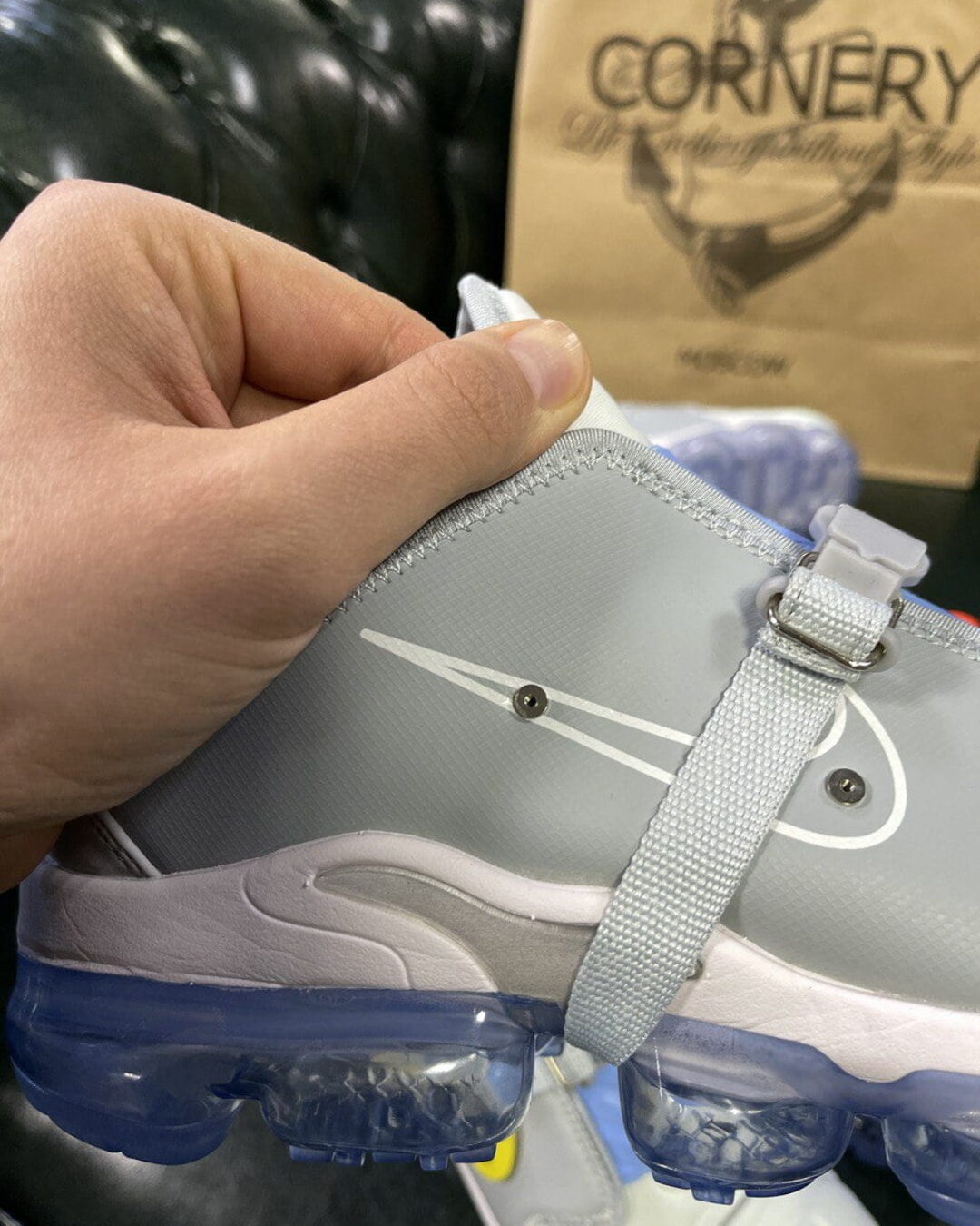Кроссовки Nike Air VaporMax Plus On — изображение 2