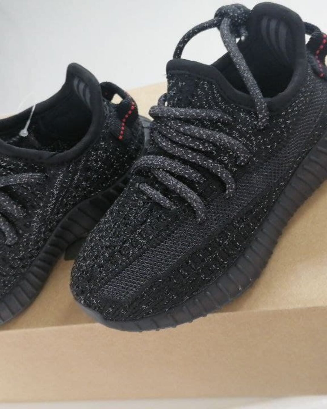 Yeezy 350 Kids "Black Reflective" — изображение 7