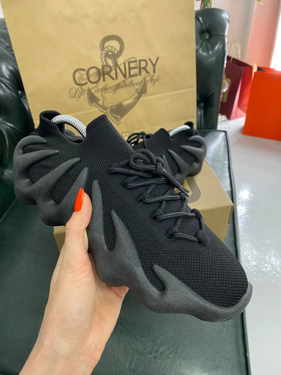 Yeezy 450  Clowht — фото 1
