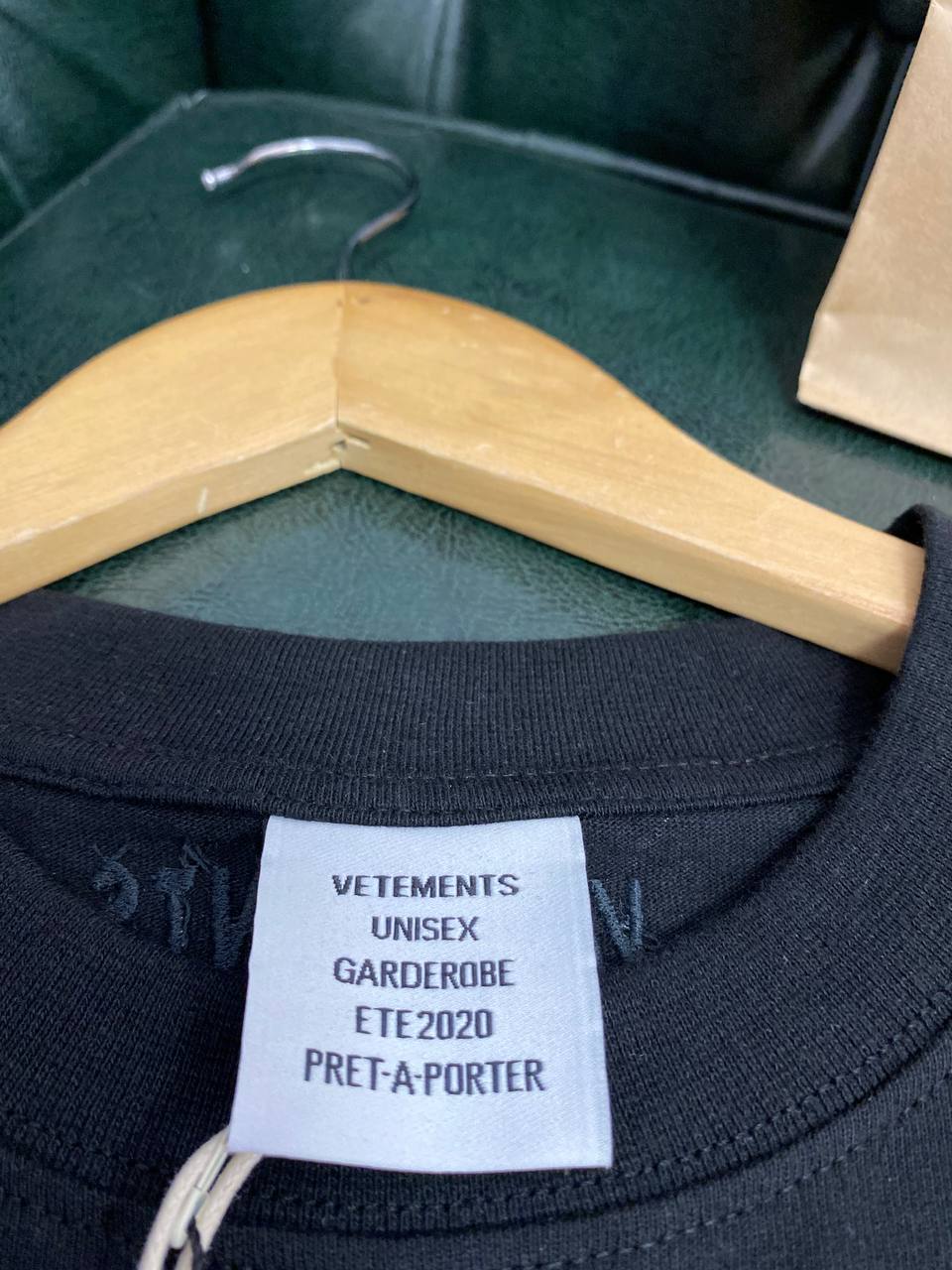 Футболка Vetements TNF Logo — фото 3
