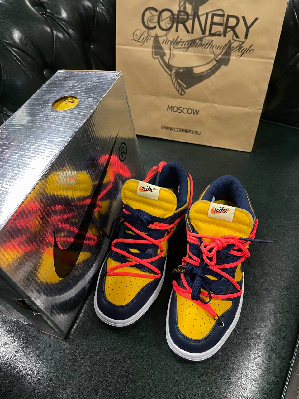 Кеды Nike Dunk Low Off-White – University Gold — фото 6