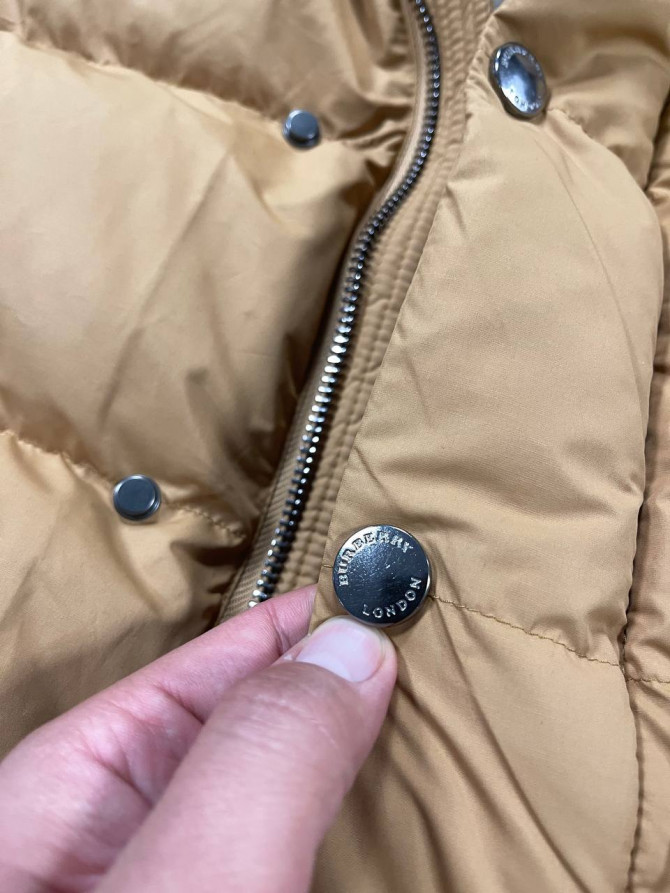 Жилет Burberry — изображение 7