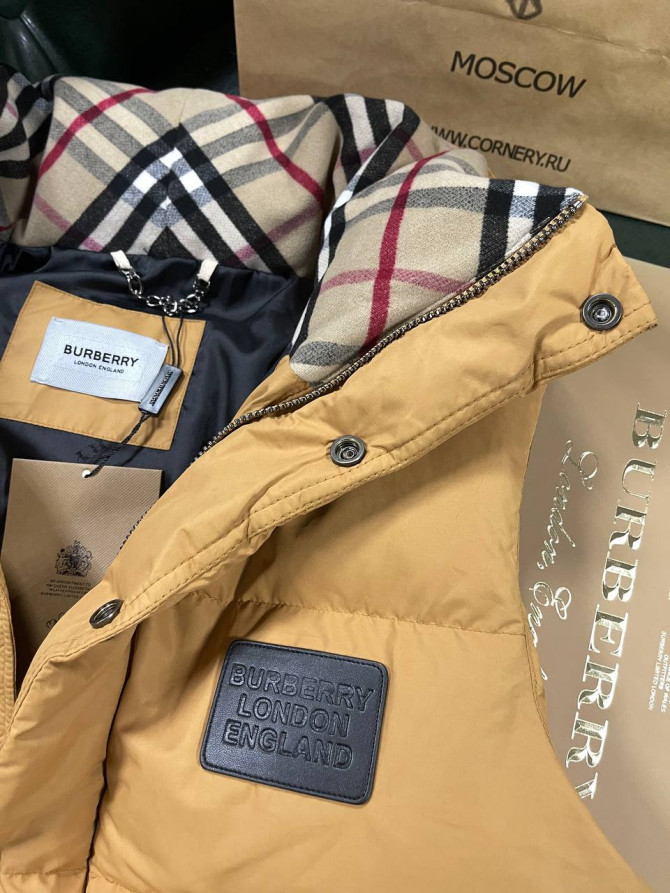Жилет Burberry — изображение 2
