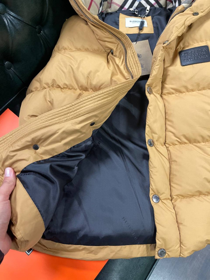 Жилет Burberry — изображение 3