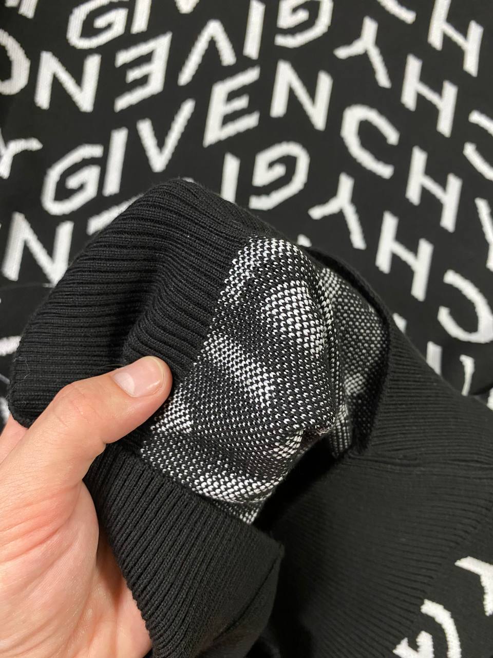 Свитер Givenchy — фото 7