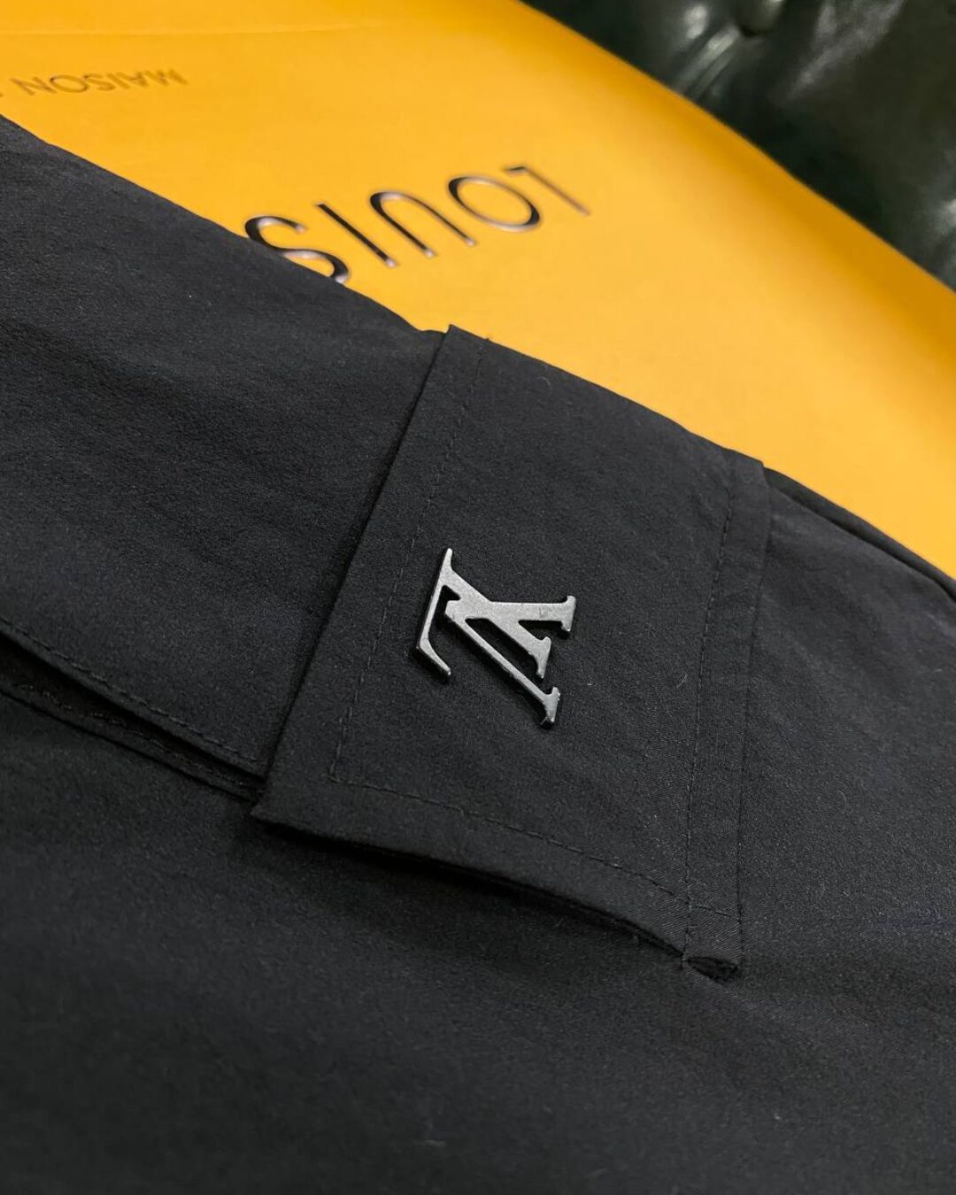 Спортивные штаны Louis vuitton — изображение 5