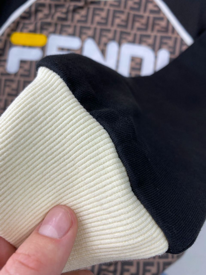 Кофта Fendi — изображение 6