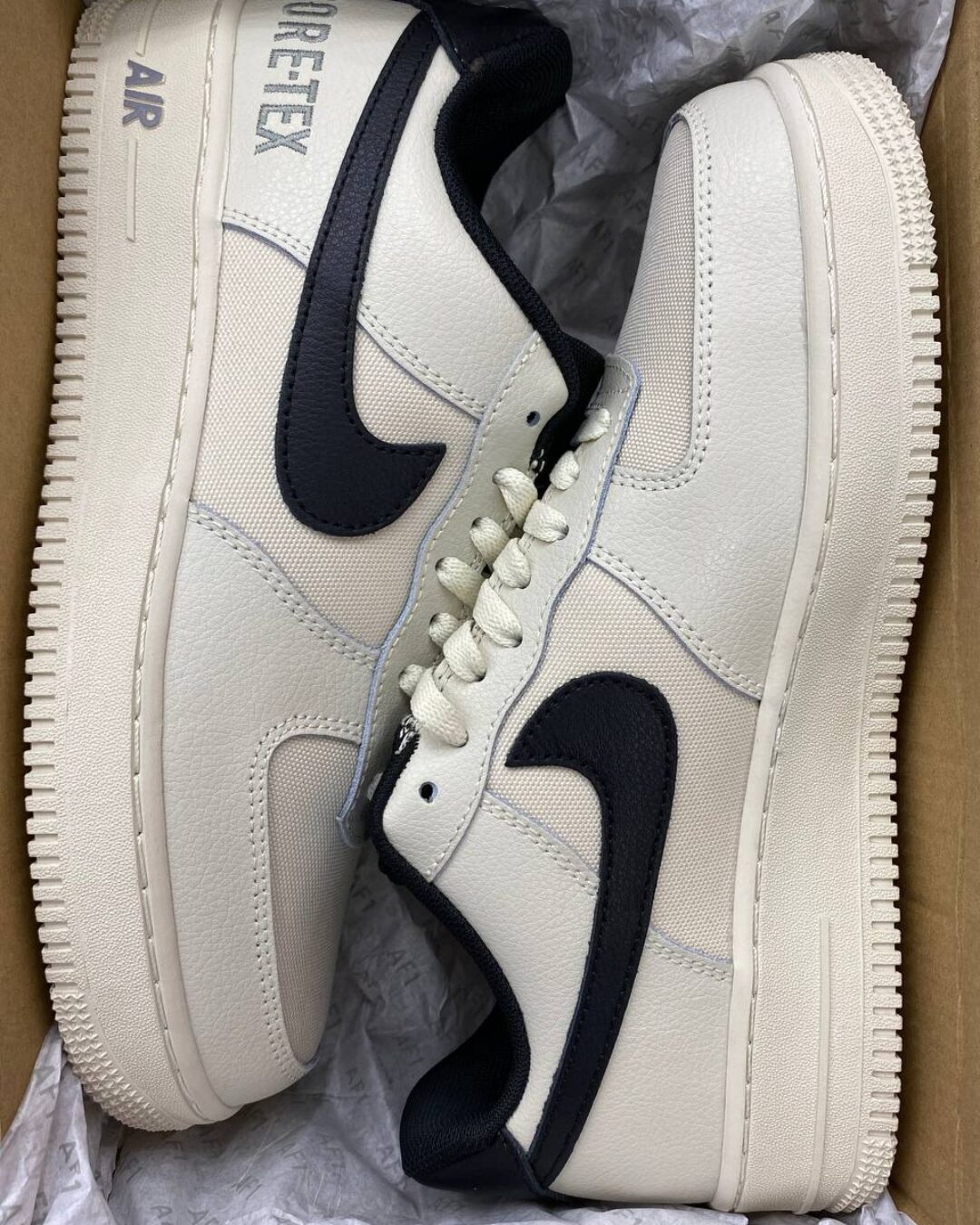 Кроссовки Nike Air Force 1 Low Gore-Tex — изображение 8