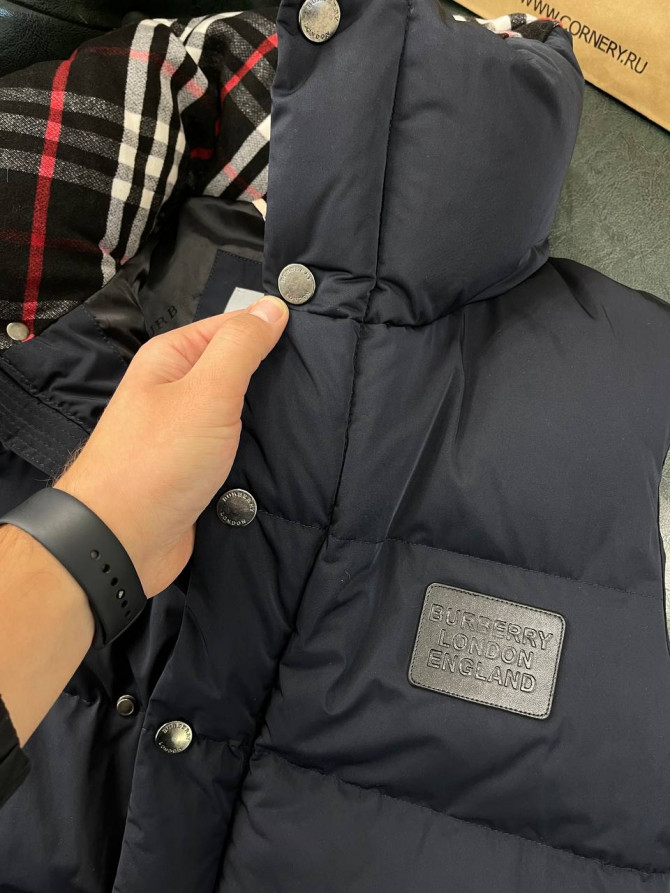 Жилет Burberry — изображение 4
