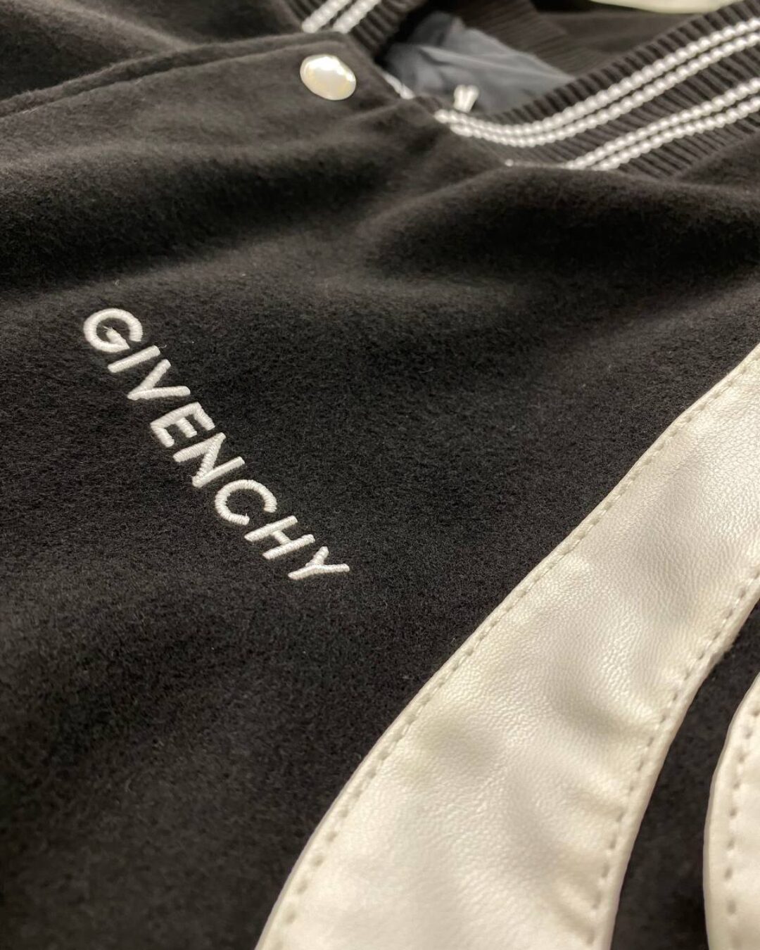 Бомбер Givenchy — изображение 5