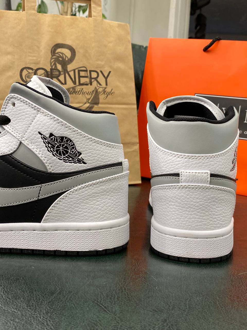 Кроссовки Jordan 1 OG Shadow — фото 8