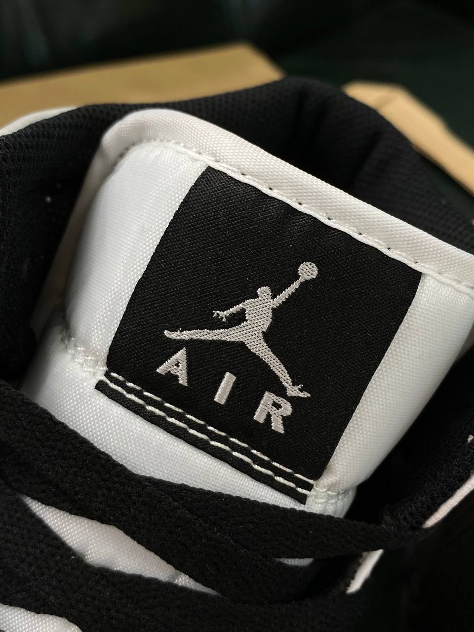 Кроссовки Jordan 1 OG Shadow — фото 3