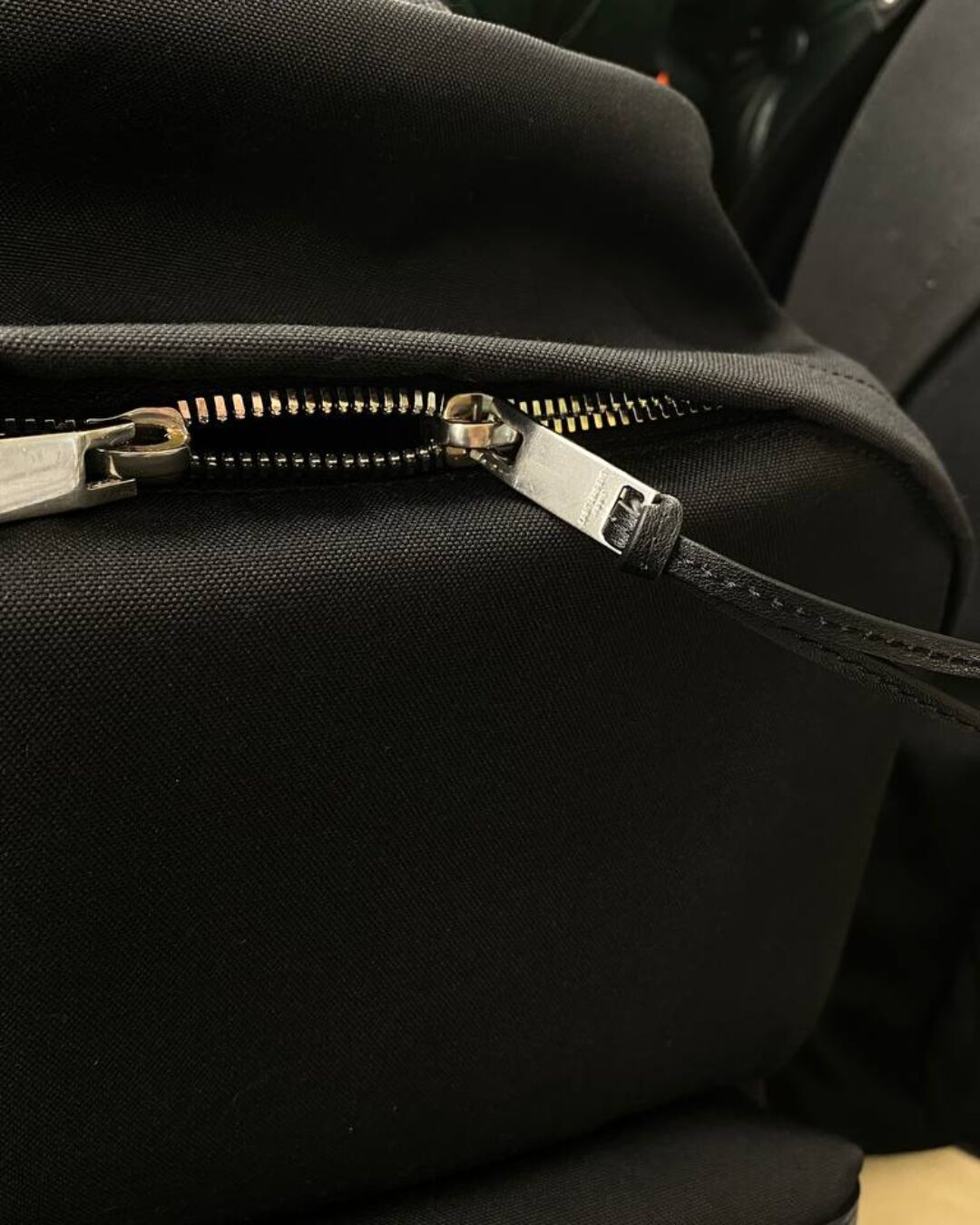 Рюкзак Yves Saint Laurent — изображение 7