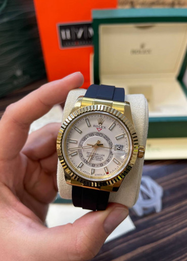 Часы Rolex Sky‑Dweller