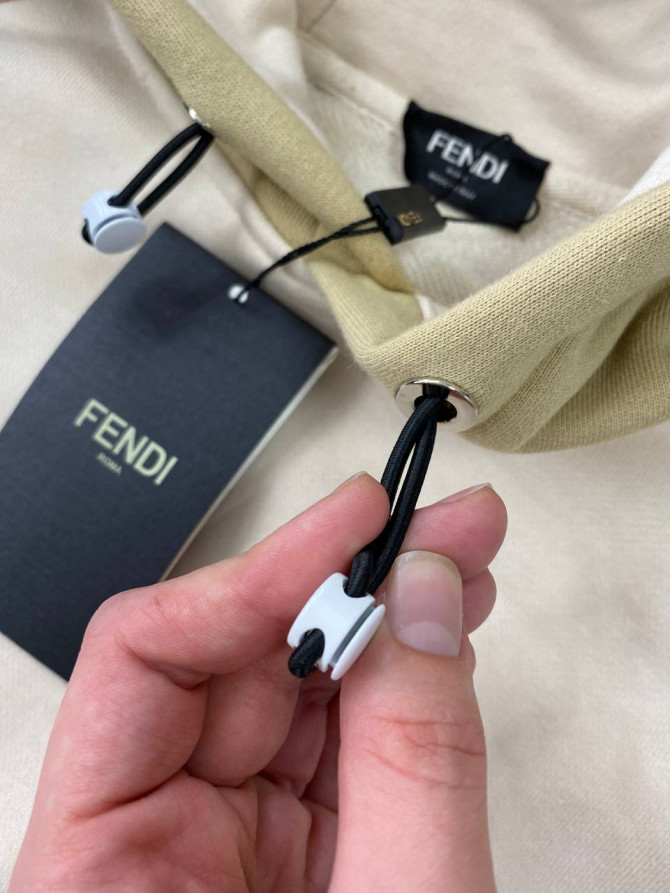 Худи Fendi — изображение 5