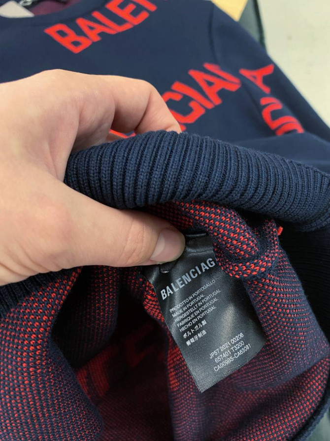 Свитер Balenciaga — изображение 5
