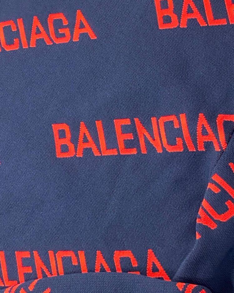 Свитер Balenciaga — фото 8